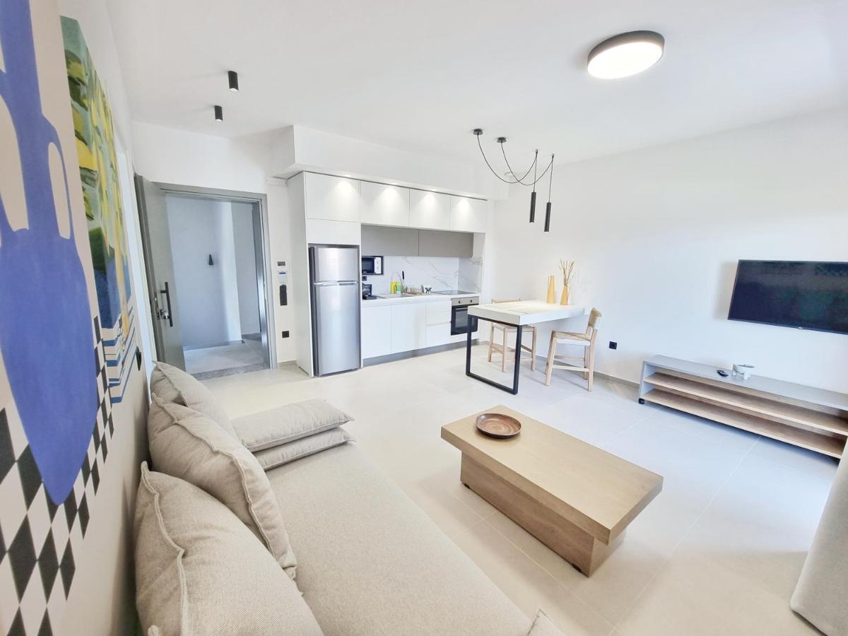 Achillion Suites Lefkáda エクステリア 写真