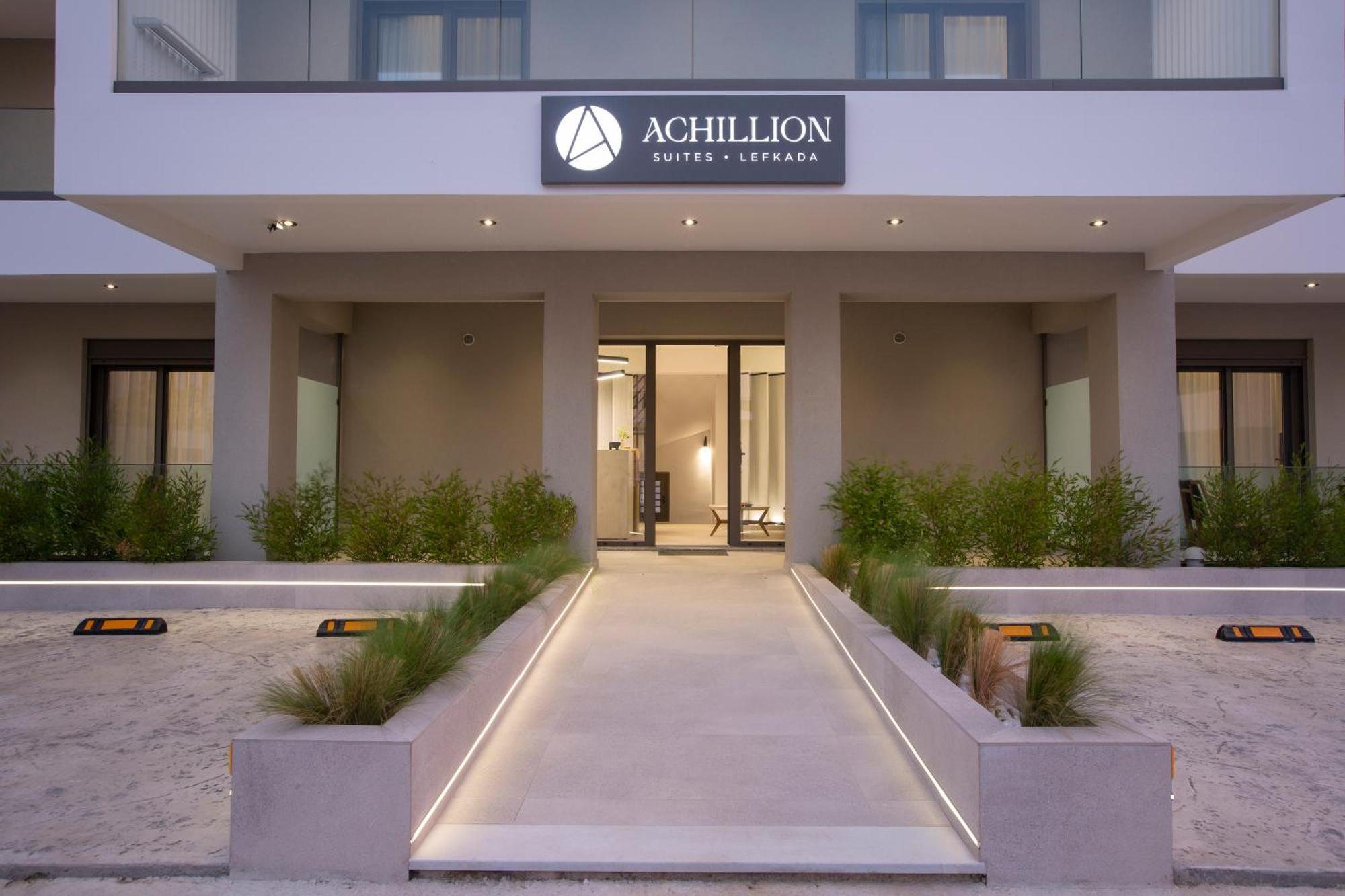 Achillion Suites Lefkáda エクステリア 写真